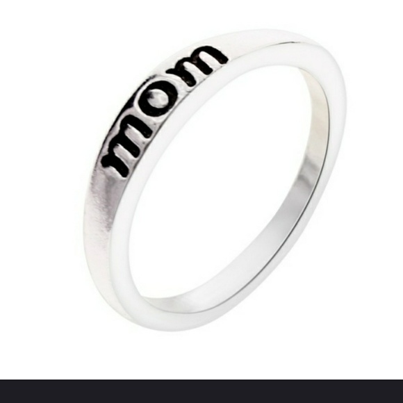 "Mom" silver ring - Picture 4 of 4